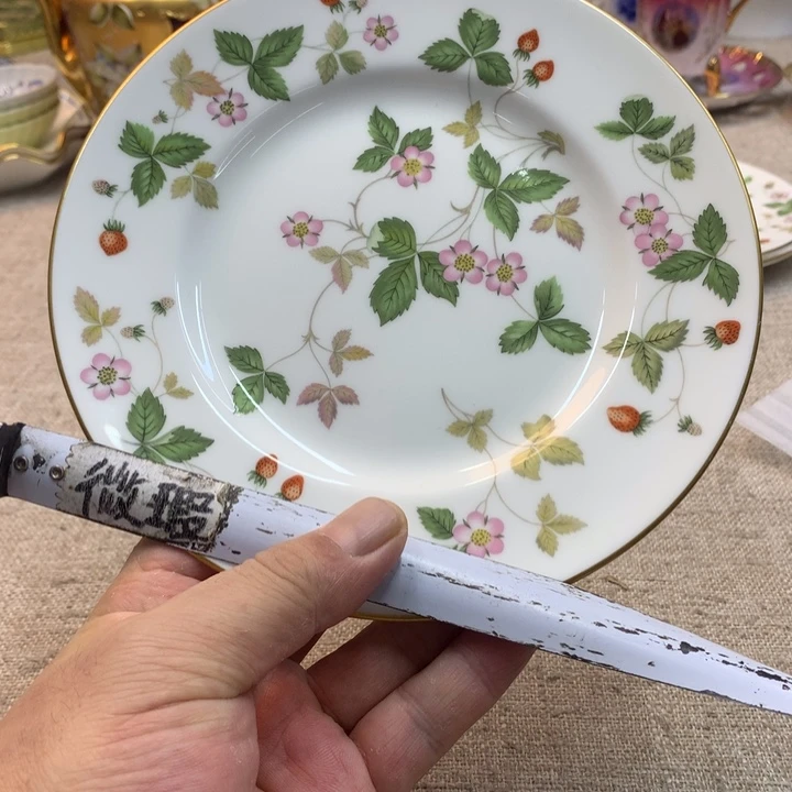 金瓷阁家的美丽瓷器