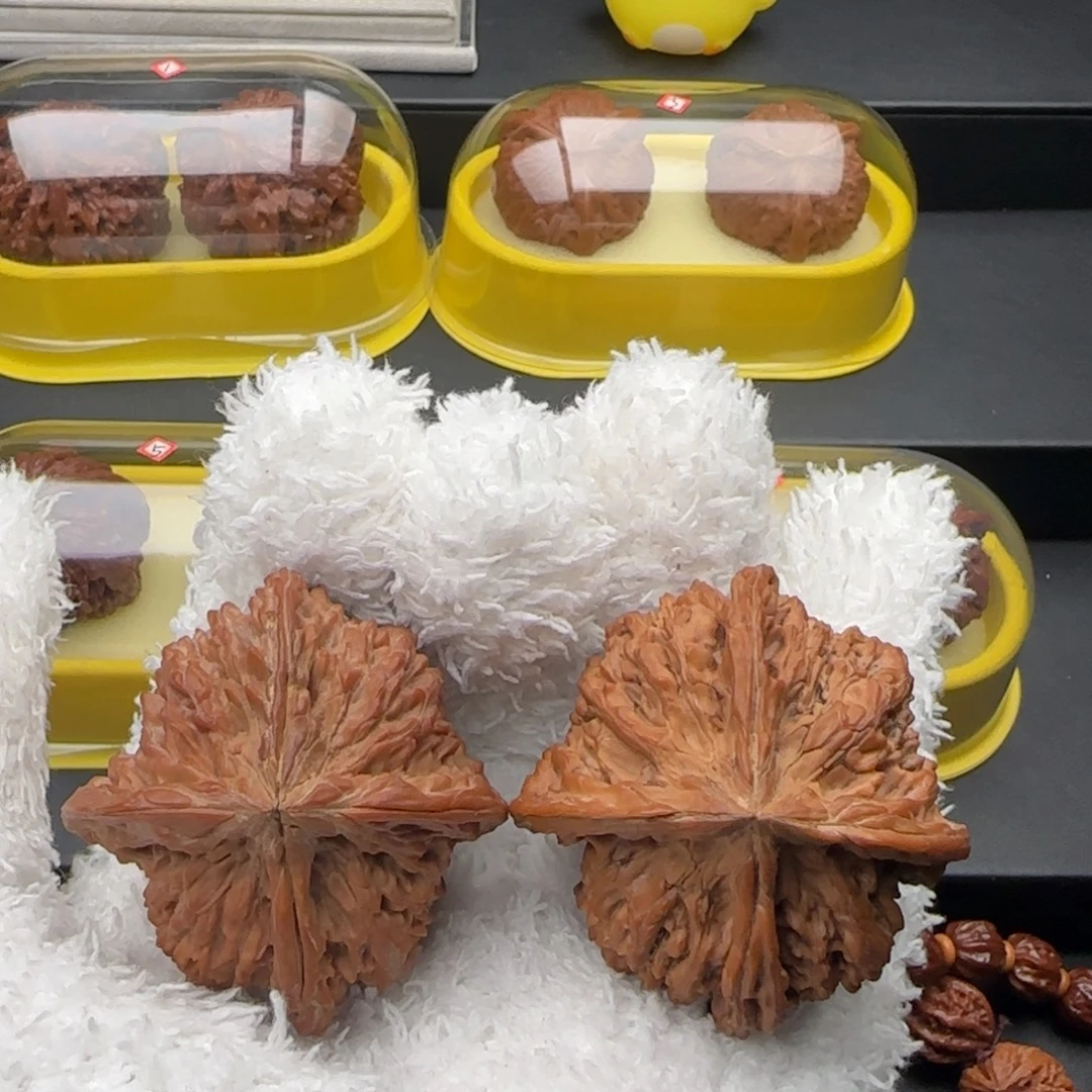 把件文玩核桃满天星全品48