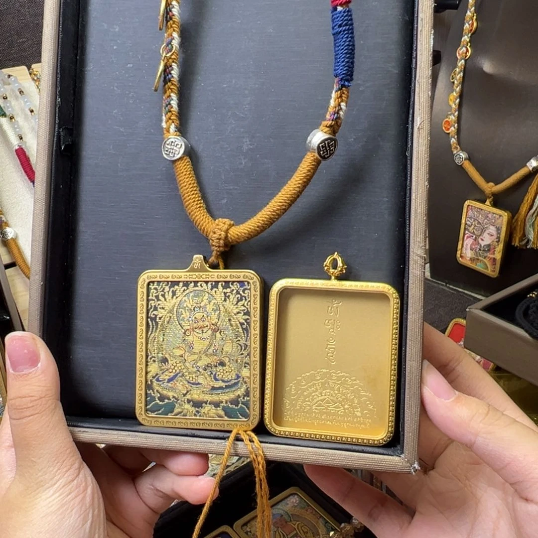 吊坠世****）美丽乡村建设的重要举措之一