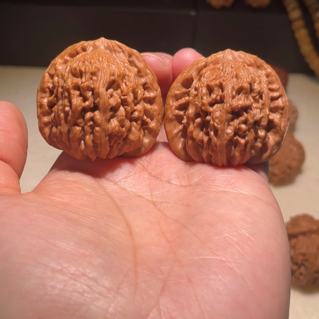 ****格文玩核桃吊坠四座楼42