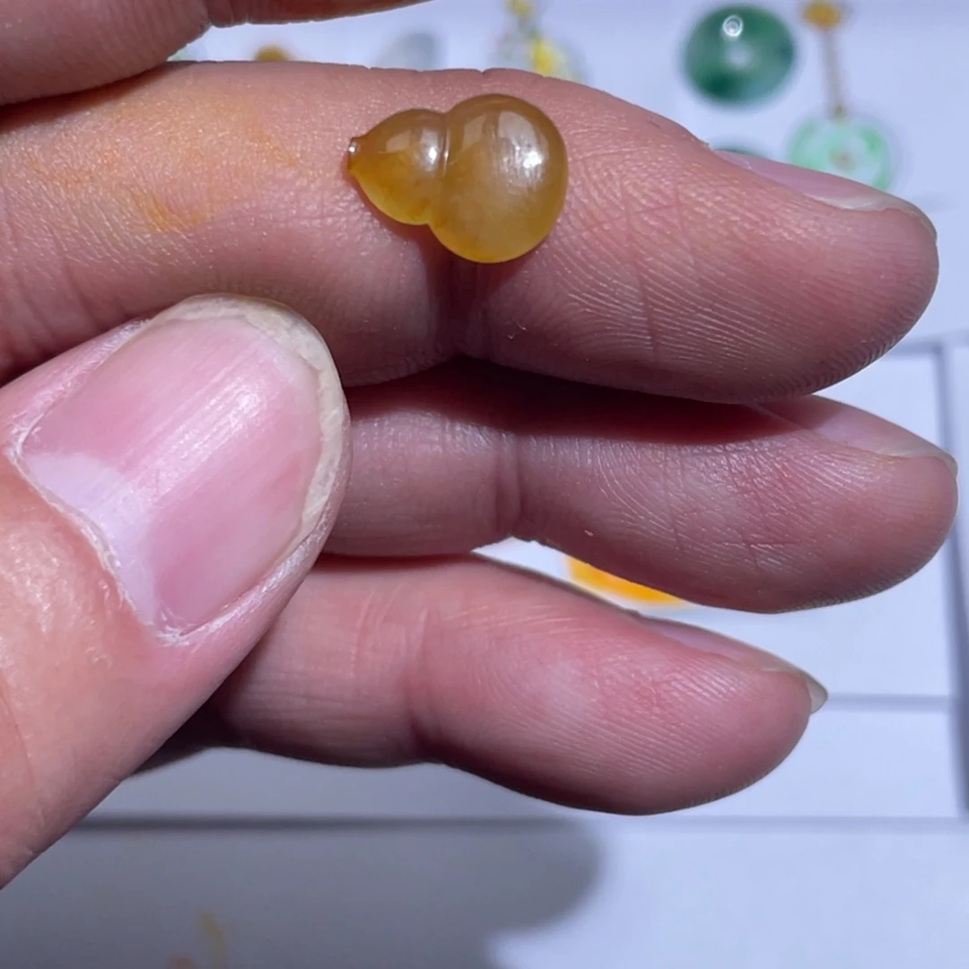 未镶嵌定制翡翠尺寸11.4*8.7*2.8