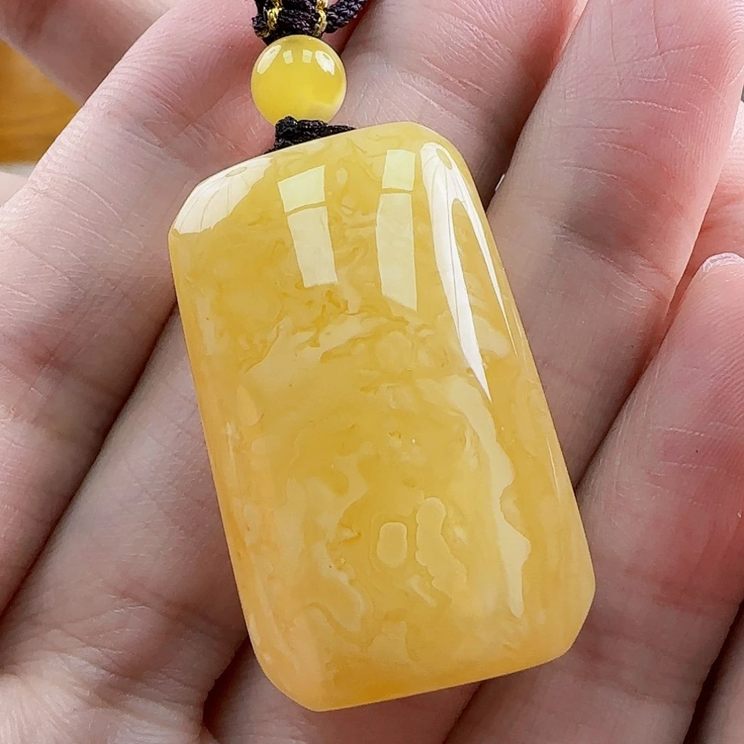 未镶嵌琥珀珠宝奇石