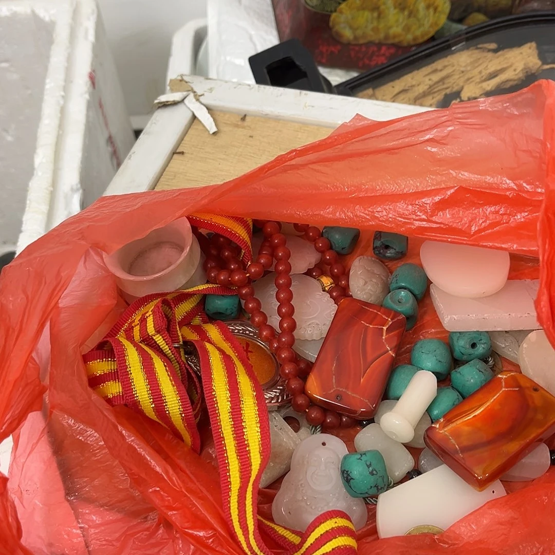 新***酒大叶紫檀（黑酸枝木类）