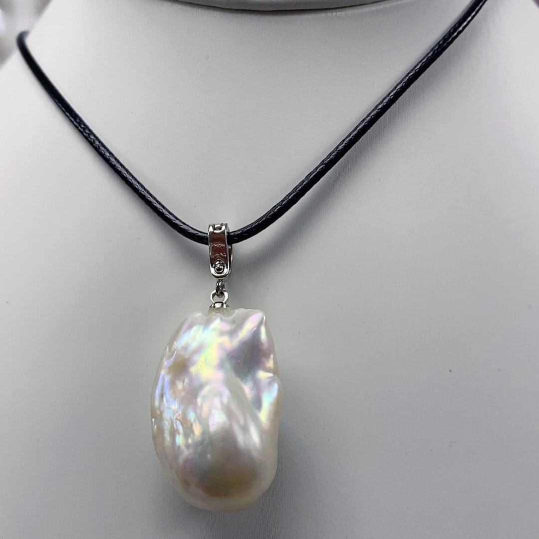 未镶嵌颈饰淡水珍珠