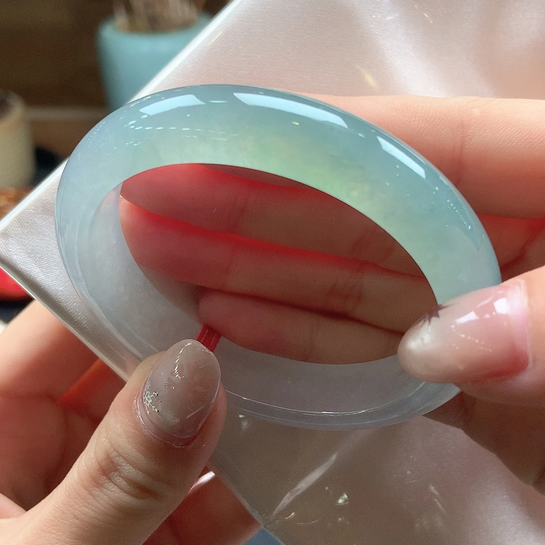 翡翠未镶嵌手镯晴绿半山水贵妃包容67号