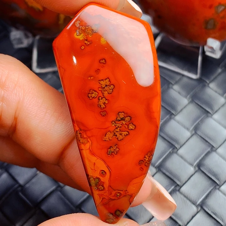 玛瑙/玉髓颈饰未镶嵌k*i