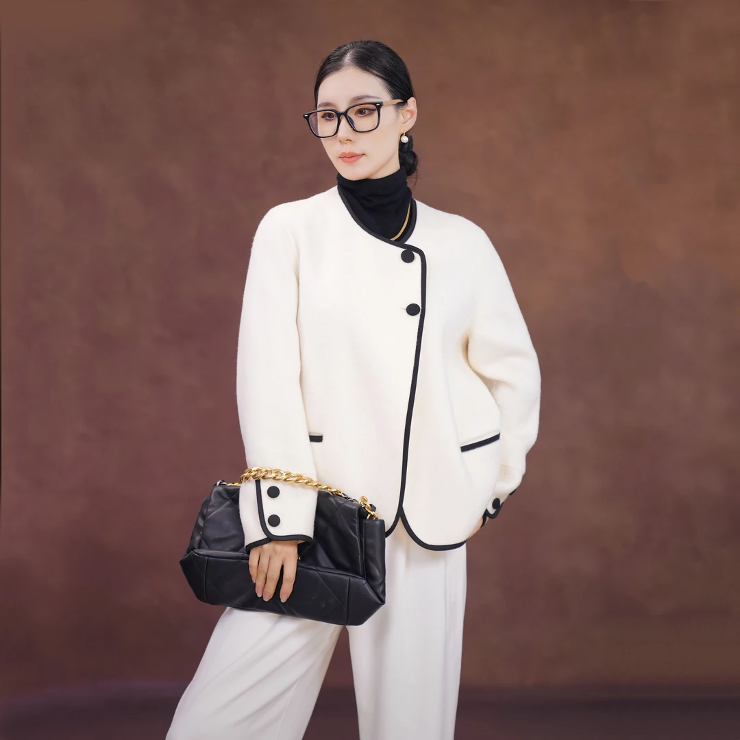 绵羊毛时尚秋季直下摆宽松气质小香风女圆领纯色毛呢外套