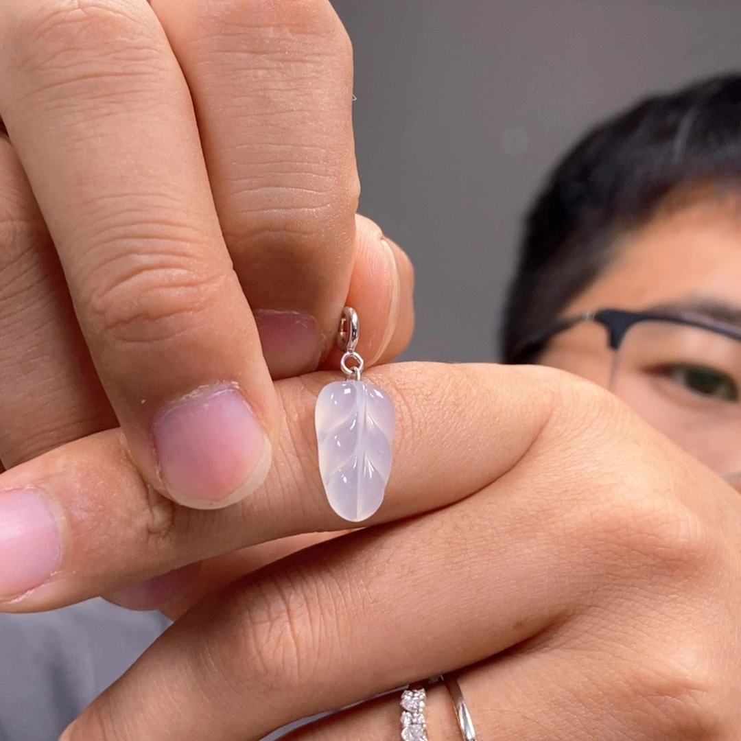 颈饰银S925镶嵌翡翠