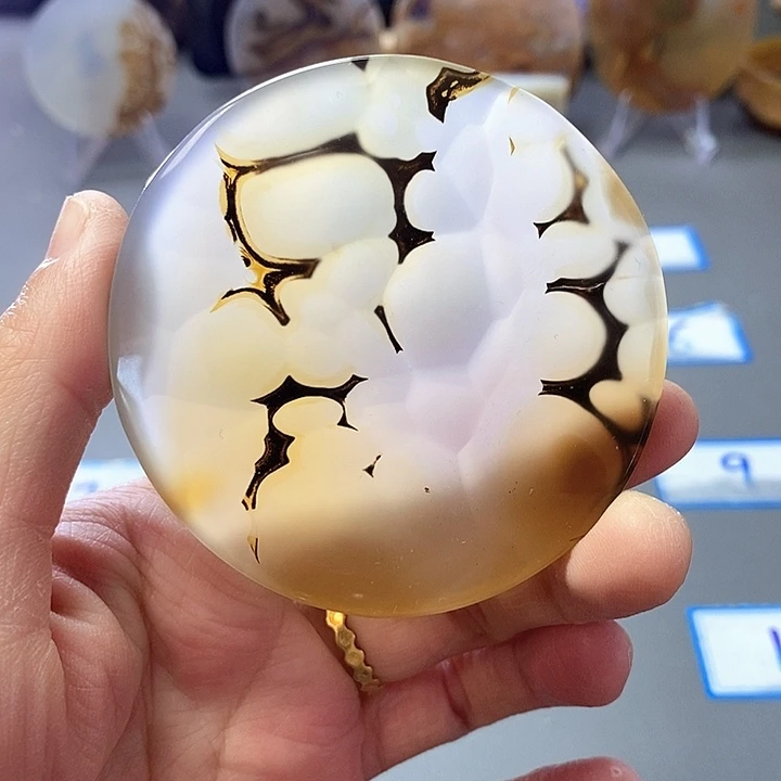 玛瑙/玉髓未镶嵌珠宝半成品