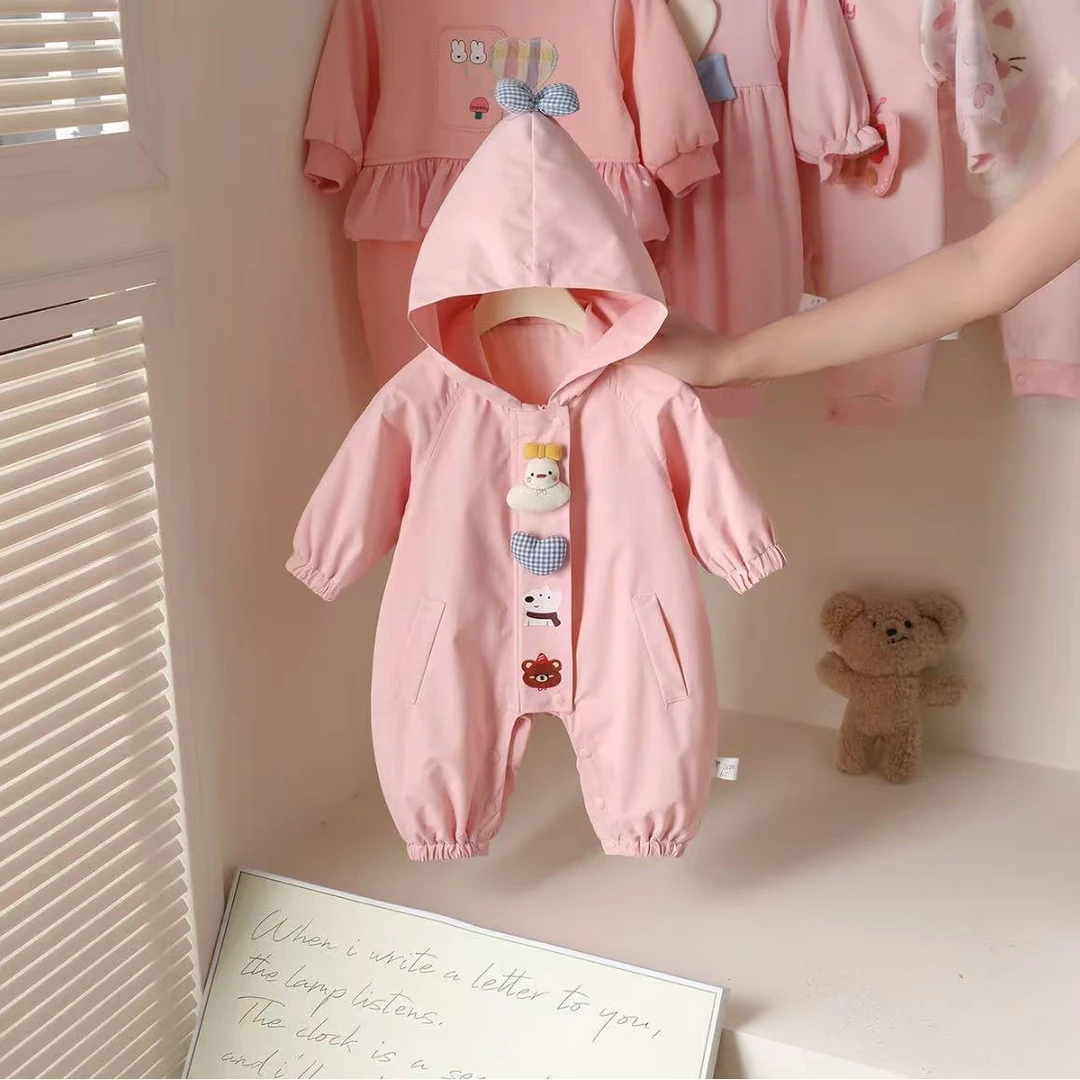 春秋可爱卡通连体衣新款婴幼儿连帽外出服满月百天宝宝