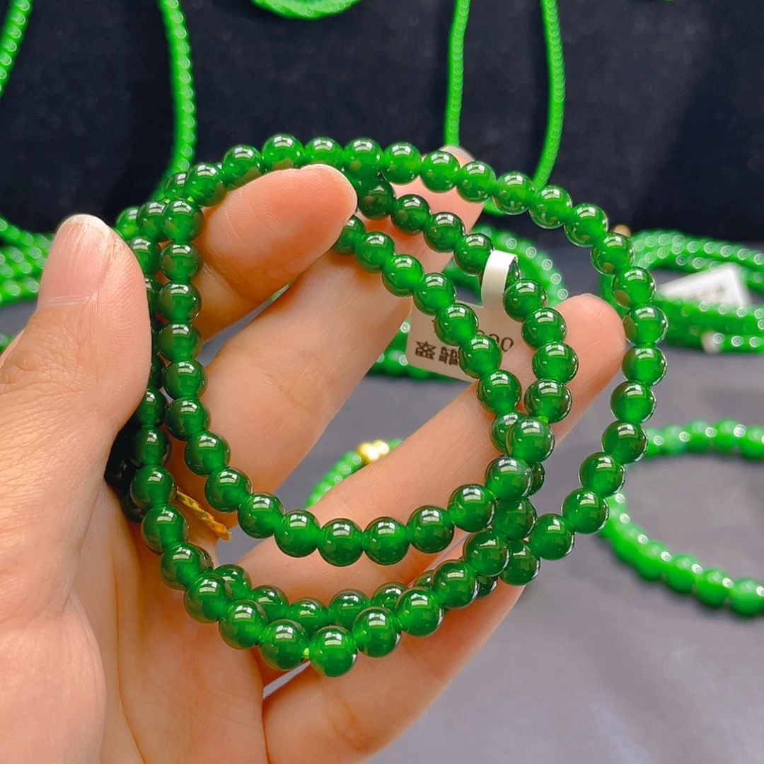 翡翠未镶嵌颈饰