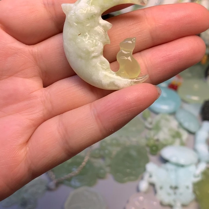 蛇纹石玉合金颈饰