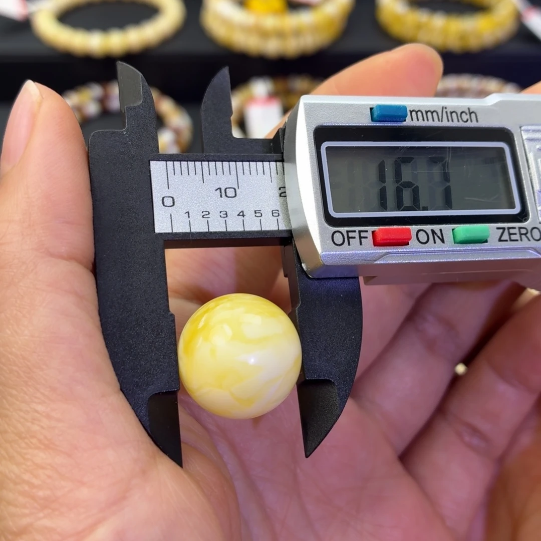 琥珀未镶嵌珠宝奇石金瓷白妖