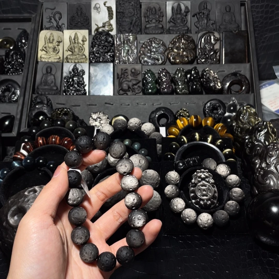 醉***翁黑曜岩未镶嵌珠宝奇石