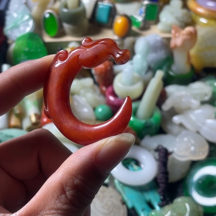 和田玉未镶嵌吊坠(不含链)