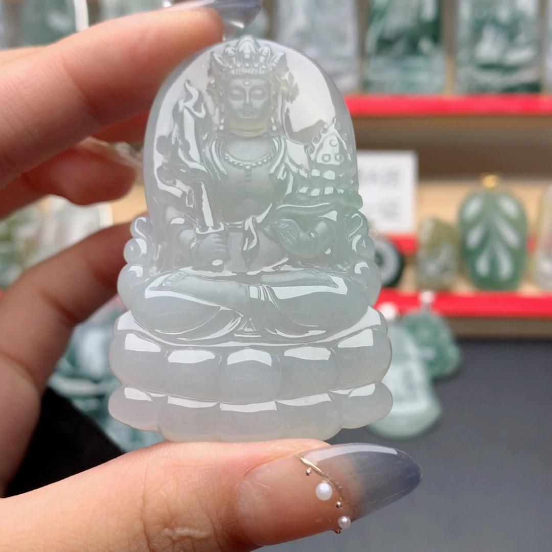 q***0颈饰未镶嵌翡翠虚空藏菩萨
