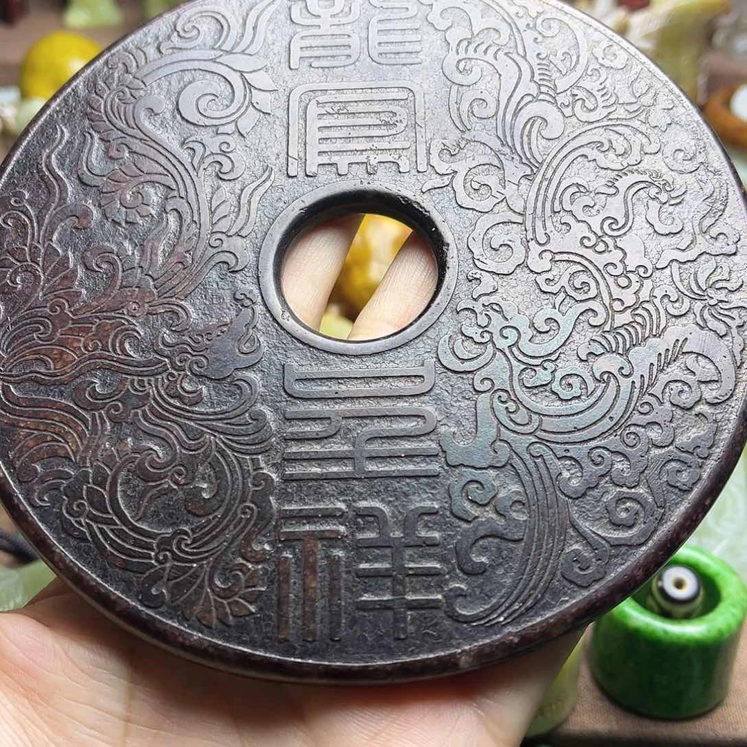 白玉菩提吊坠1。。