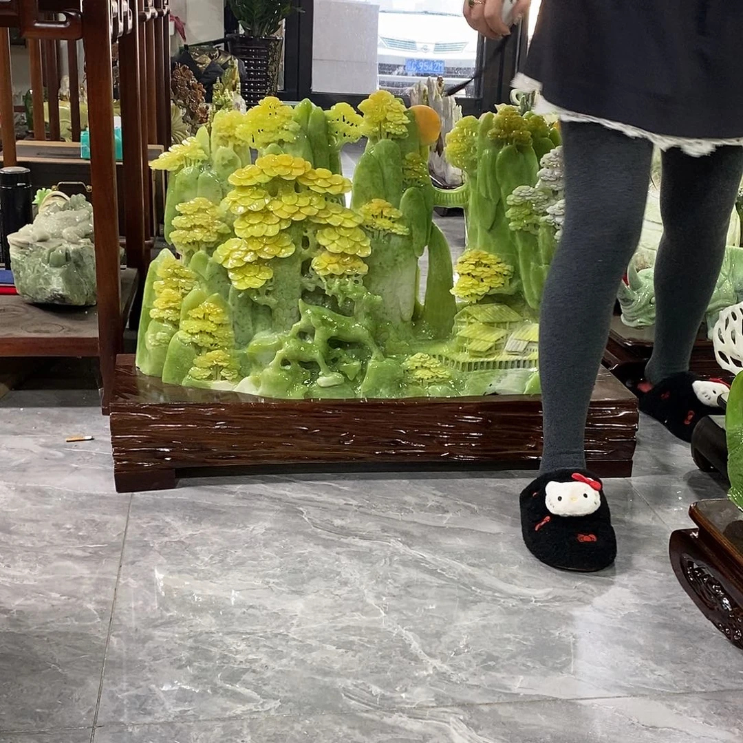 用***s玉山水摆件 玄关摆件