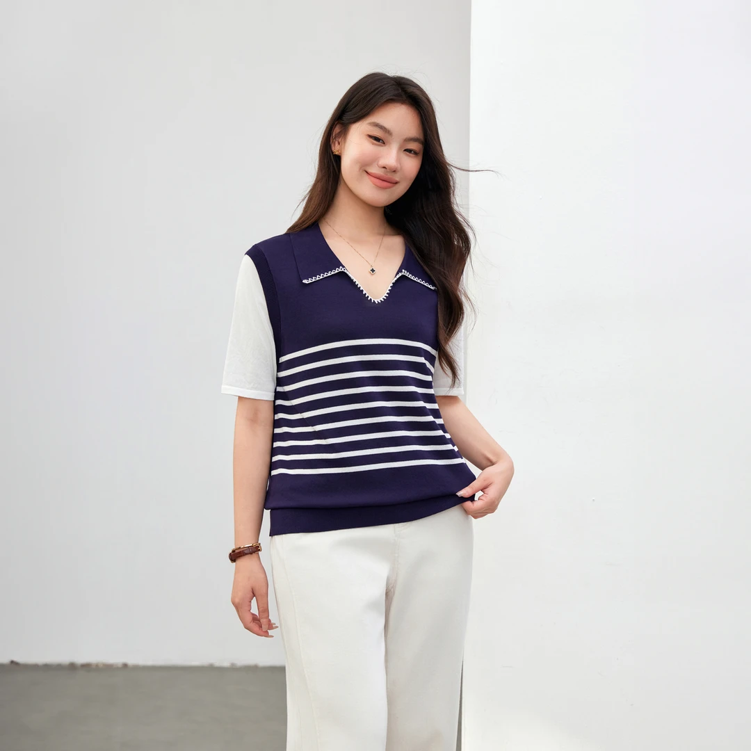 【时尚条纹针织衫】纤莉秀大码女装欧若风V领气质显瘦上衣QK1933