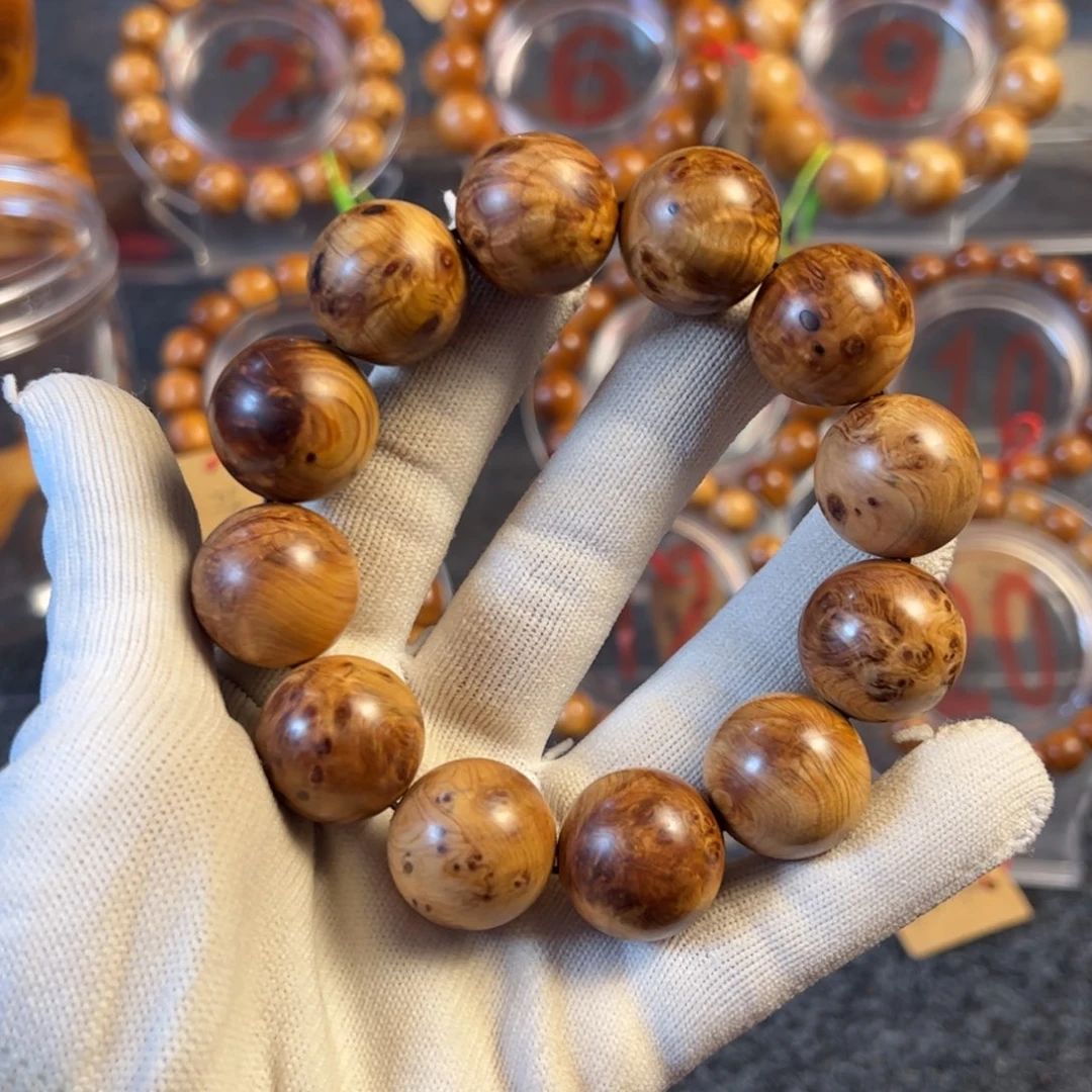 柏木（崖柏）堰**升太行崖柏手串