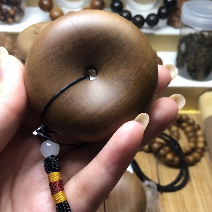 檀香木无事牌老山檀香面包圈6公分微瑕