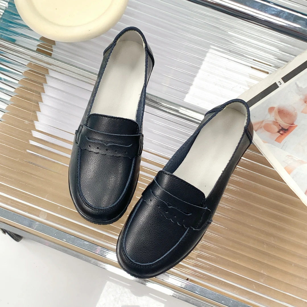 1699春秋妈妈鞋单鞋舒适软底平底防滑中老年女鞋老人不累脚工作鞋