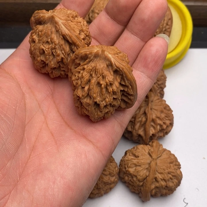 *****手串/手链核桃麦虎狮子头42尺寸