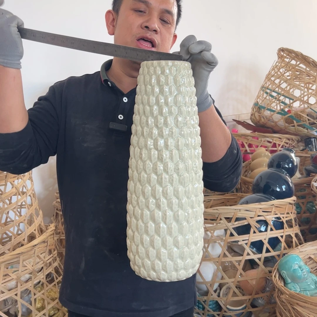 摆件160 号高中低温陶瓷工艺瓶（部分微瑕）