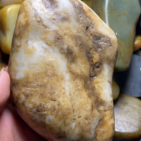 未镶嵌和田玉（糖玉）挂件