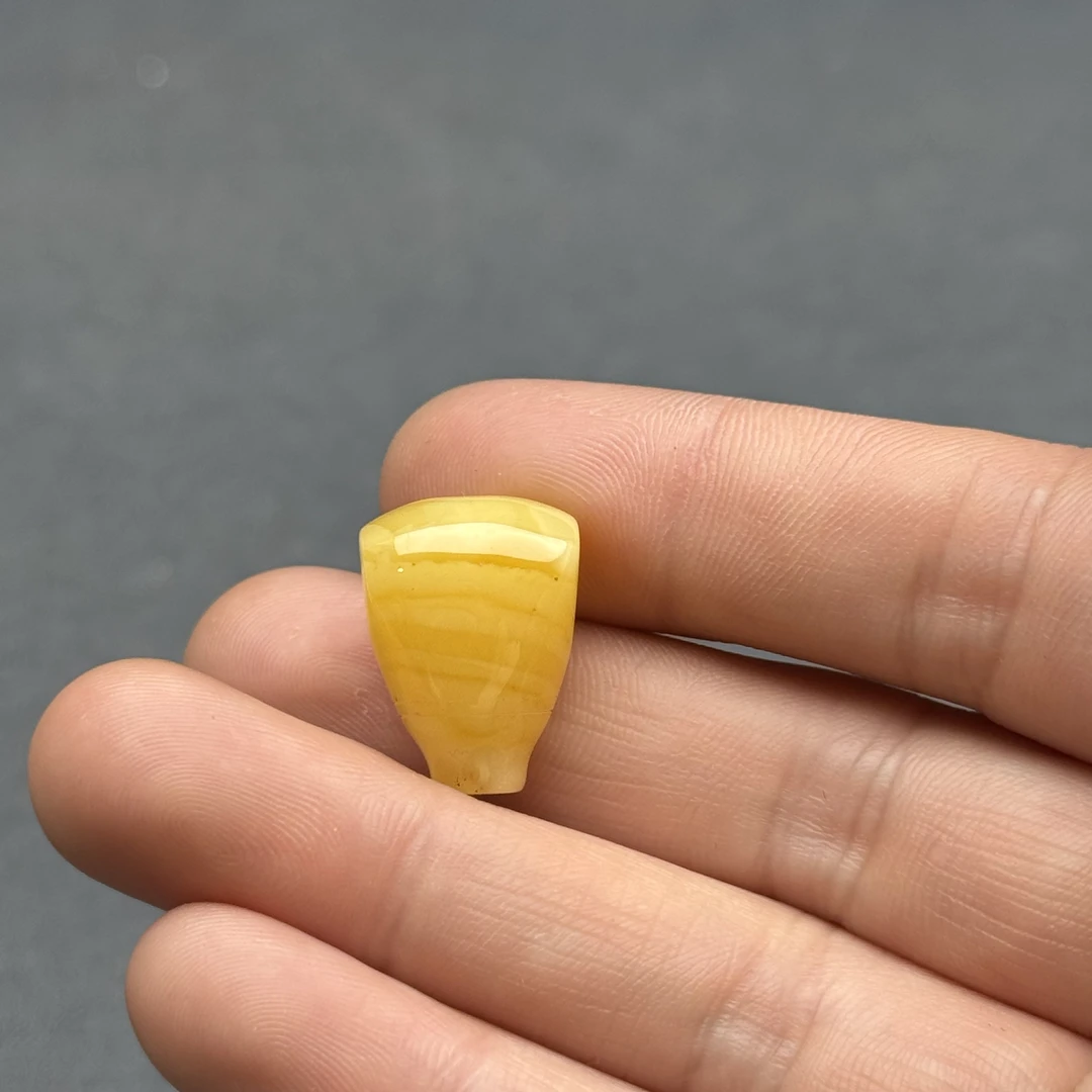 Y2888天然原矿蜜蜡三通14*19mm 抖音基地质检发货