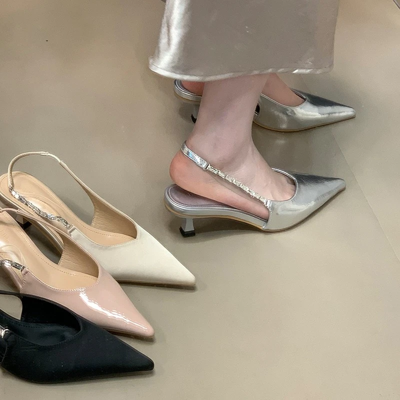 法式裸粉色尖头水钻高跟鞋女春夏季银色气质包头凉鞋细跟后空单鞋