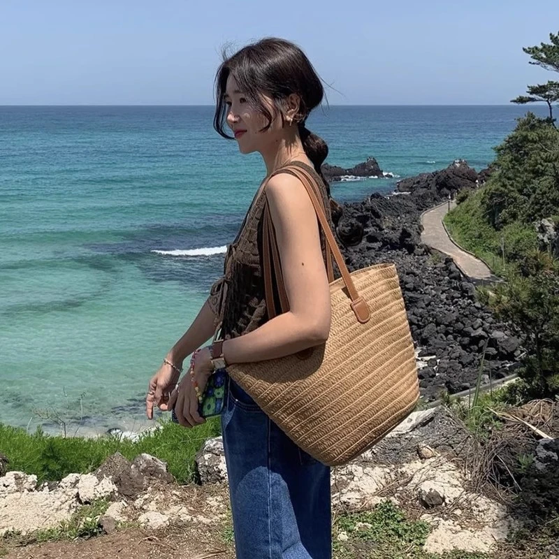 大容量简约编织托特包女夏季百搭度假休闲通勤包轻便休闲单肩包