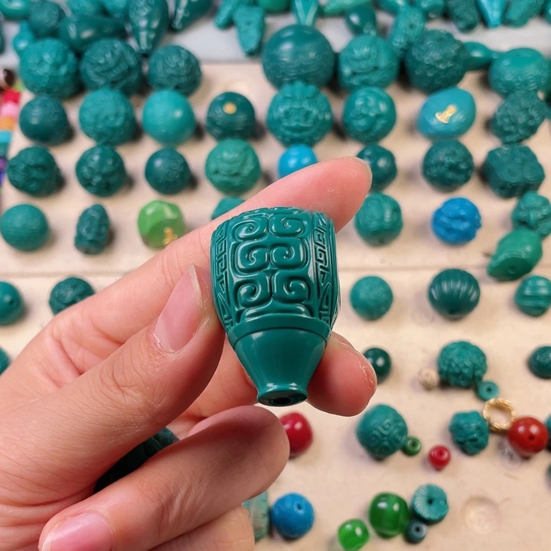 【闪购商品】琉璃颈饰24三通回纹