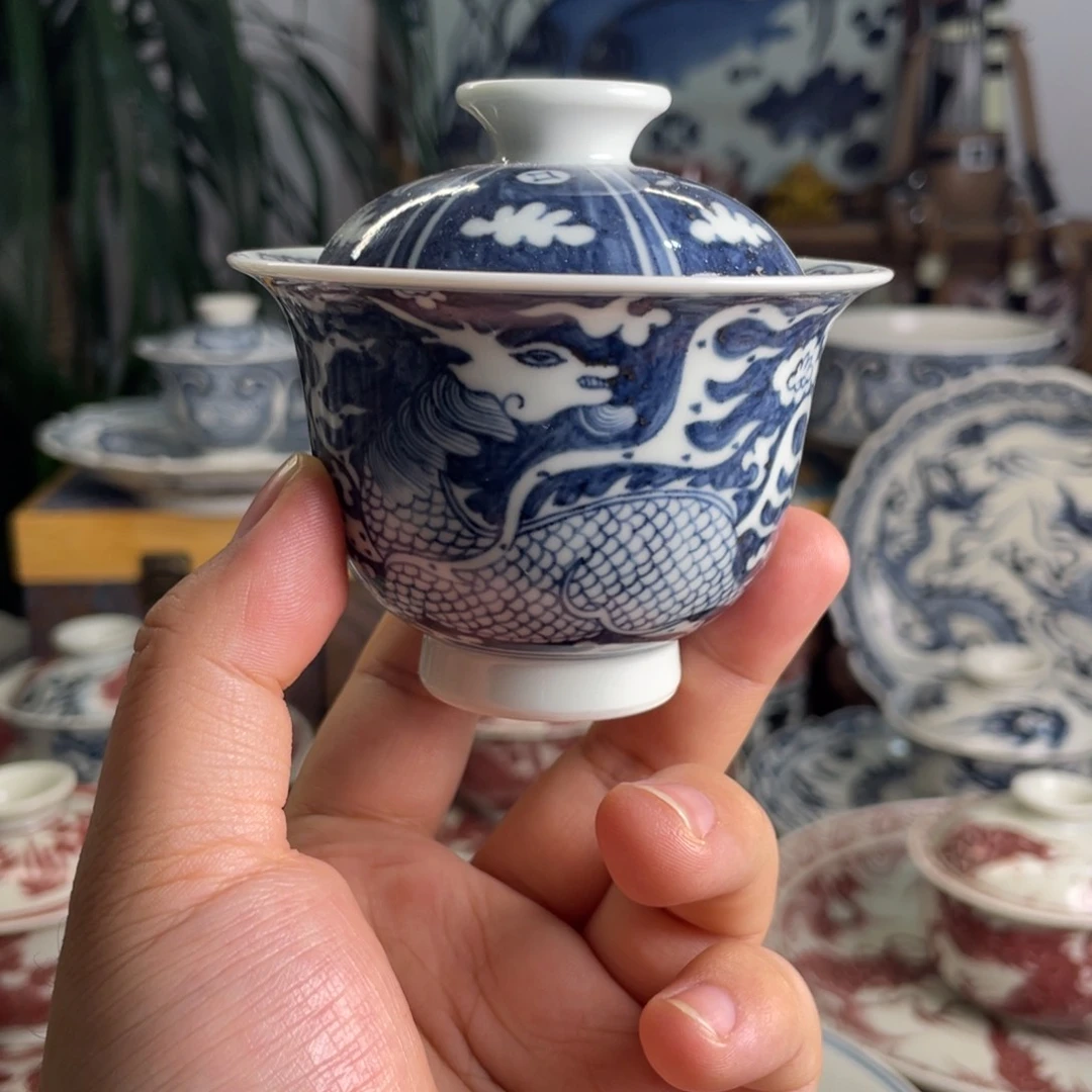 元青花麒麟追风盖碗