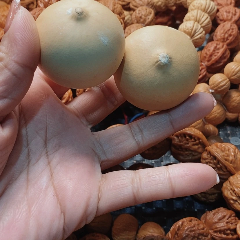 【闪购商品】文玩核桃吊坠奶葫芦