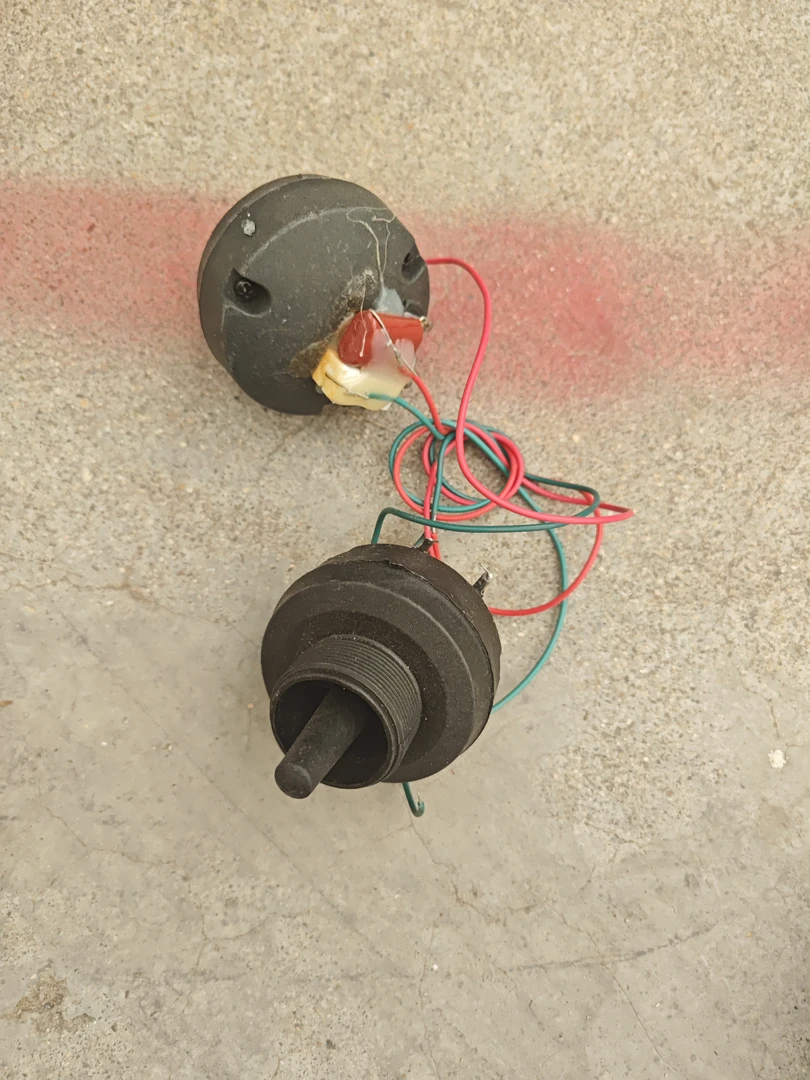 9新  音箱，号角高音头一对价包邮