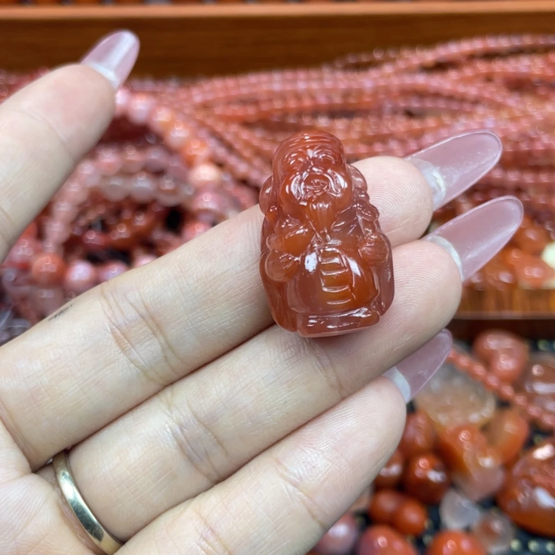 南红玛瑙未镶嵌颈饰财神爷