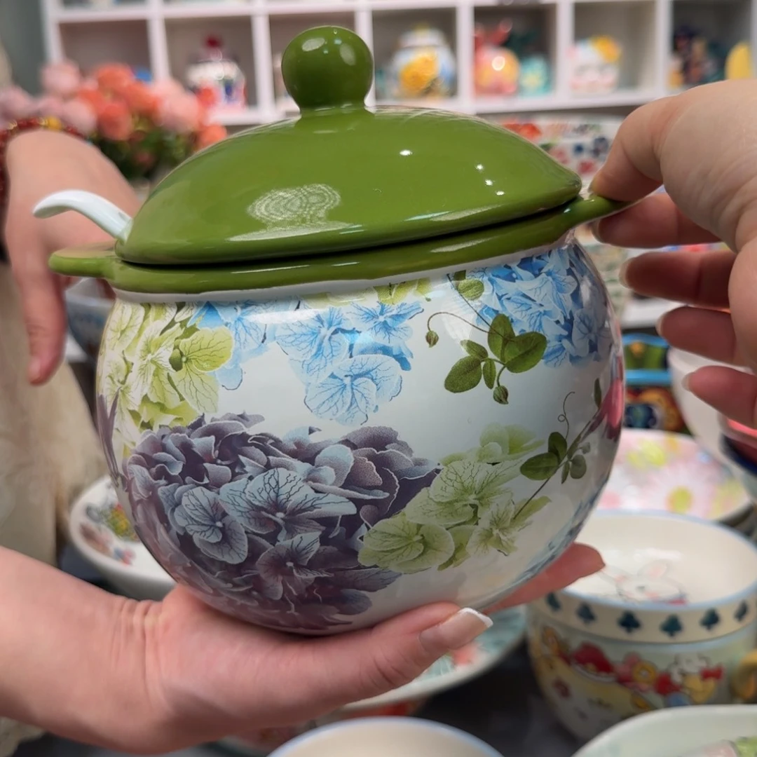陶瓷绿色猪油罐一只