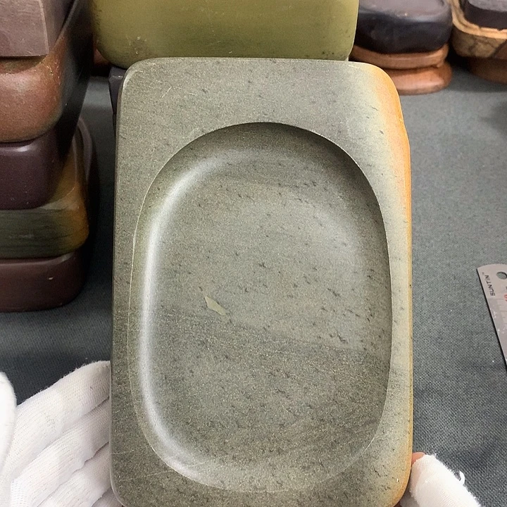 广东肇庆原石端砚