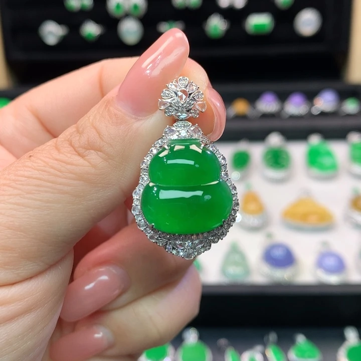 翡翠吊坠(不含链)18K金镶嵌幸*