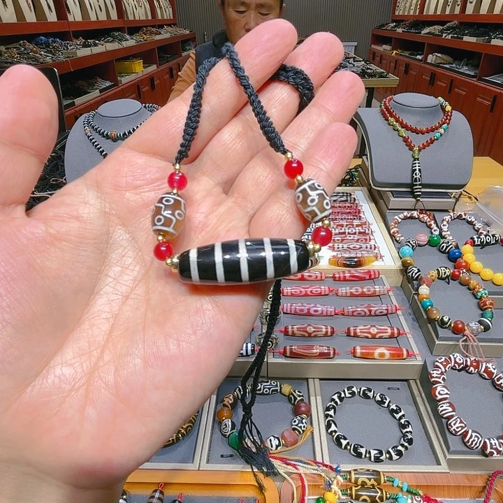 未镶嵌玛瑙/玉髓珠宝奇石