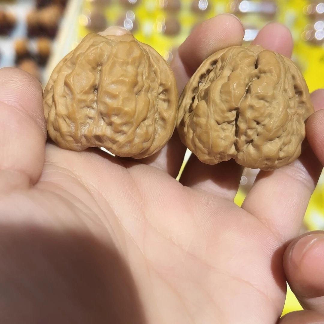 把件文玩核桃蛤蟆头核桃全品