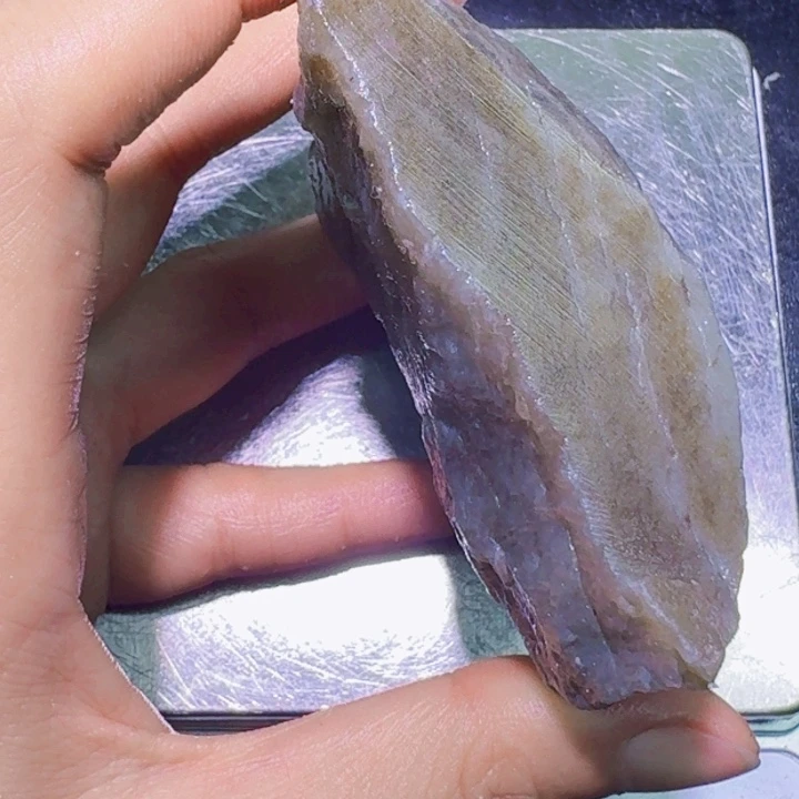 未镶嵌和田玉（糖玉）珠宝半成品