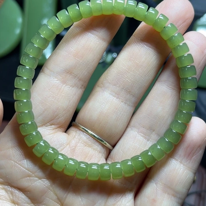 未镶嵌手链岫岩老玉（透闪石质玉）入*