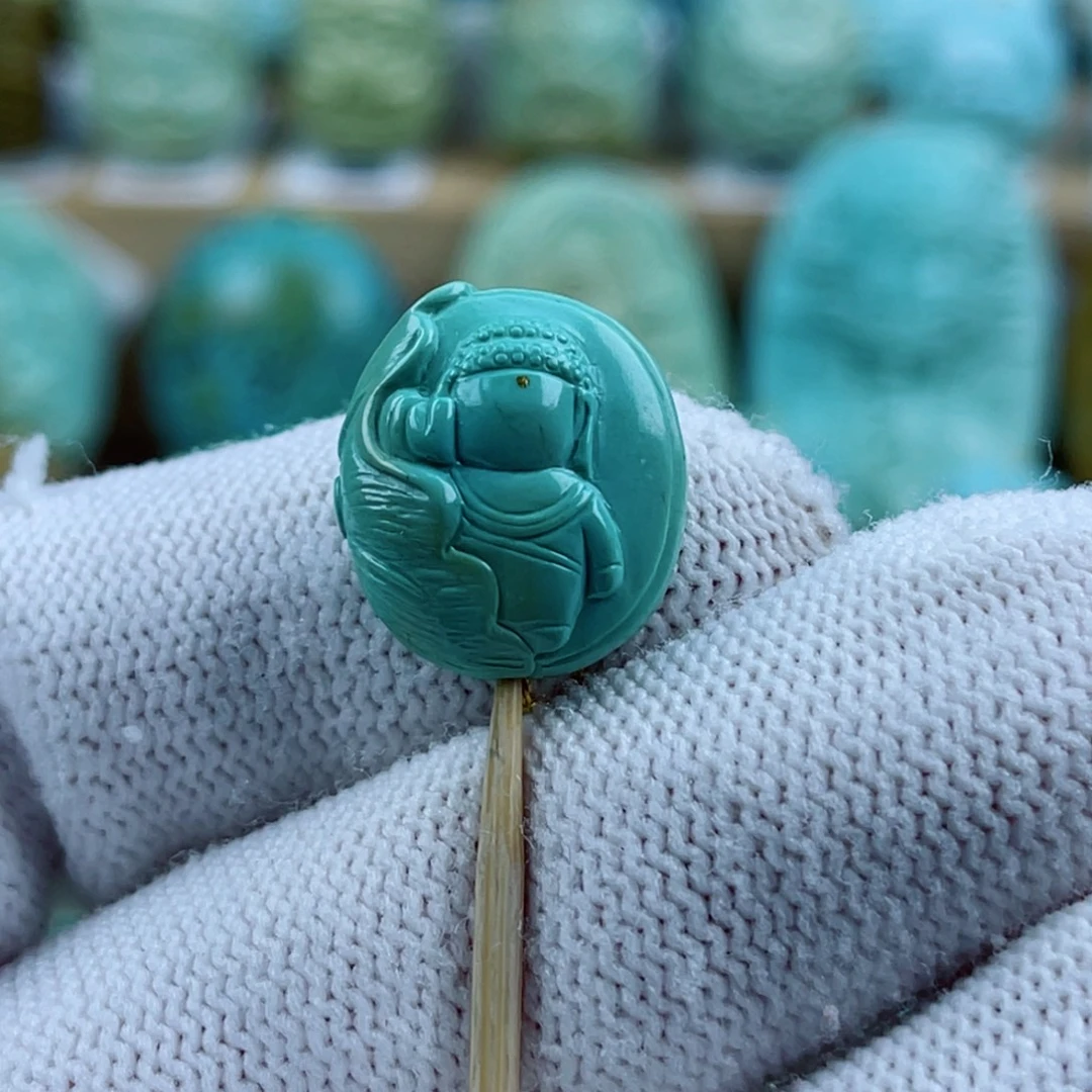 绿松石未镶嵌珠宝奇石