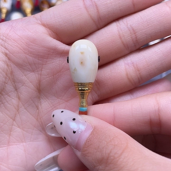 琥珀未镶嵌裸石12mm