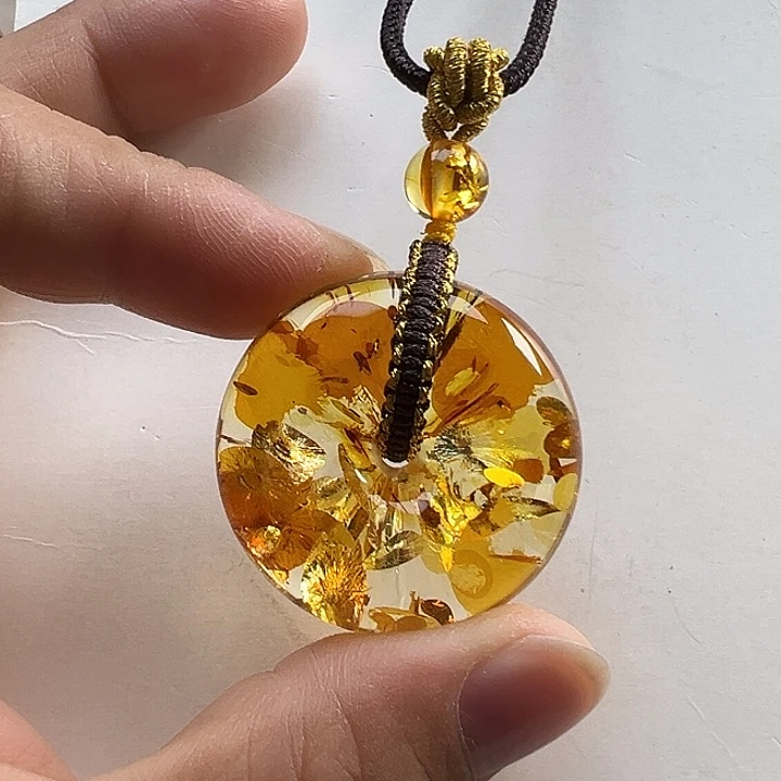 琥珀（花珀）颈饰未镶嵌