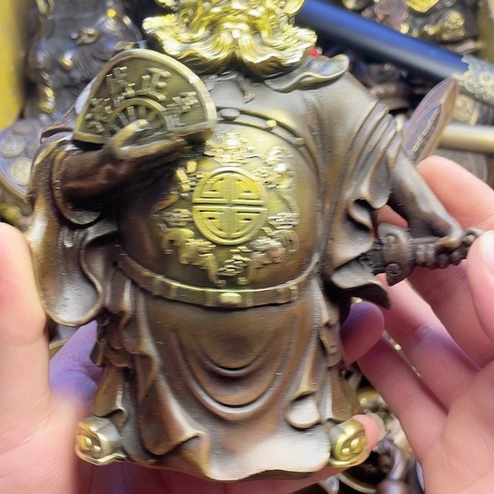 诚信经营铜器摆件