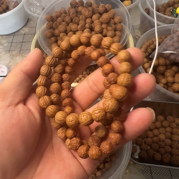 E***1桃核手串看好发货不退不换