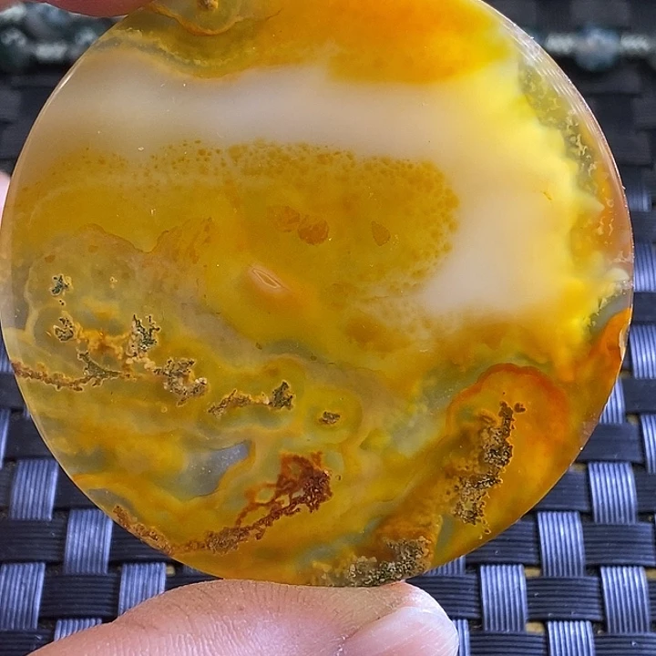 爱***海玛瑙/玉髓未镶嵌颈饰